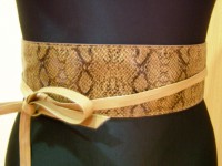  Fajín con estampado de culebra